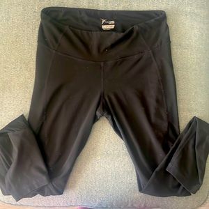 Old navy active leggings with cutouts